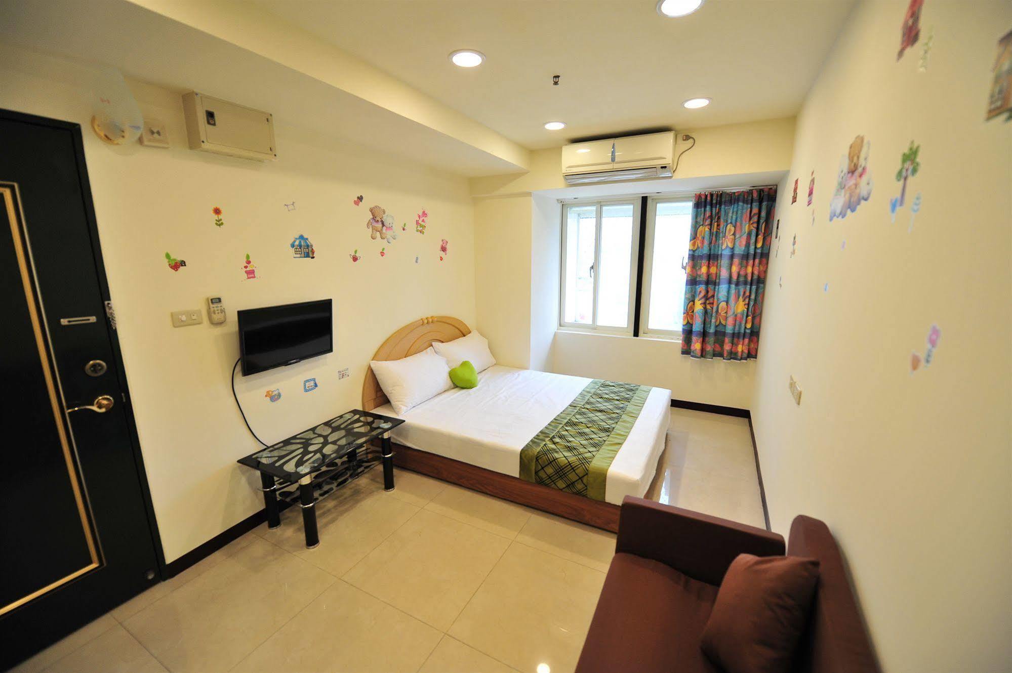 Hotel Ezbookers Dunhua Tchaj-pej Exteriér fotografie